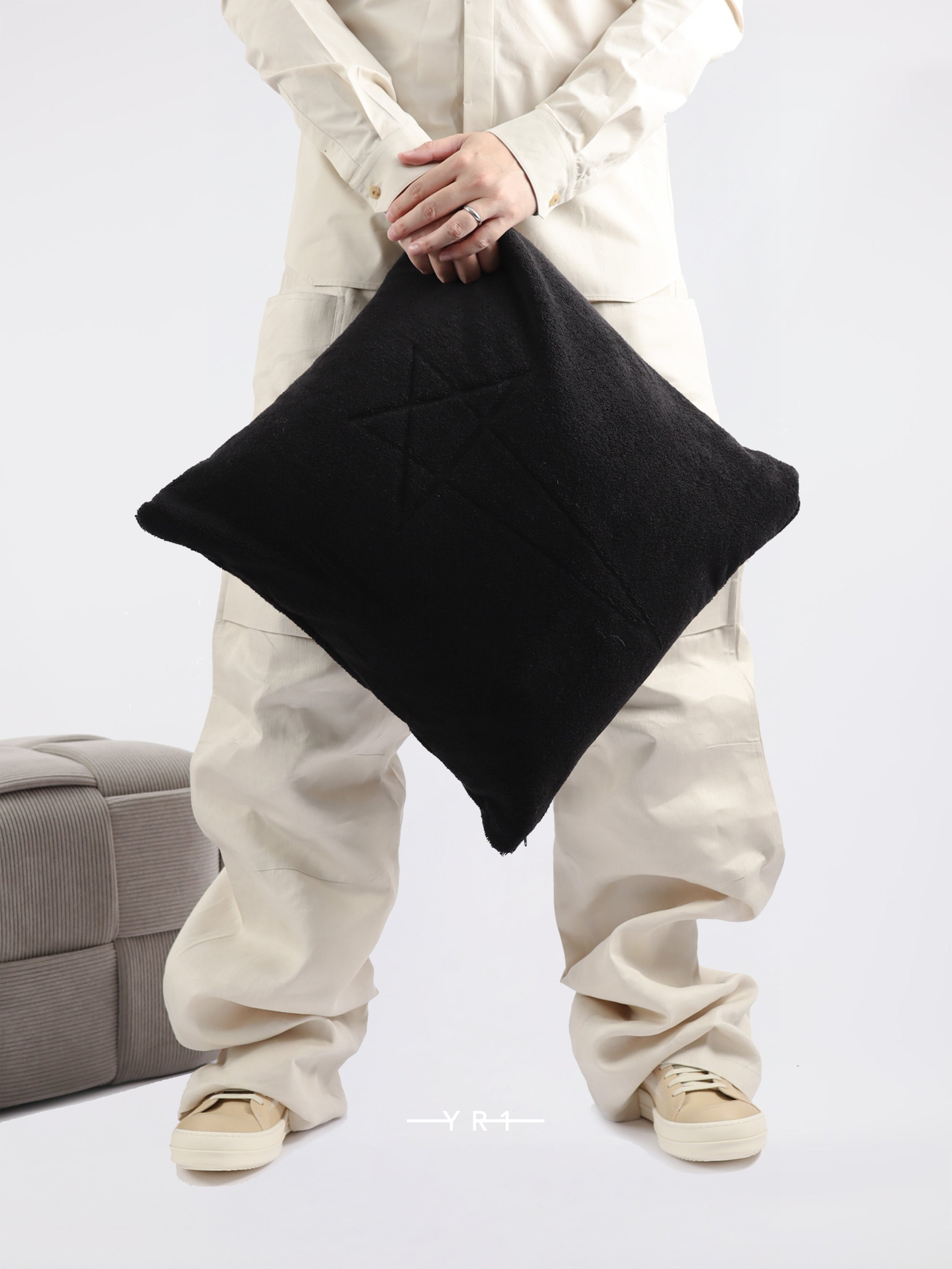 RH Beach Pillow-Blk RICK OWENS