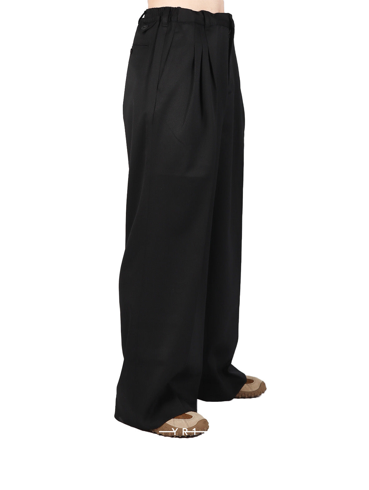 White Mountaineering 3 Tuck Wide Pants 3