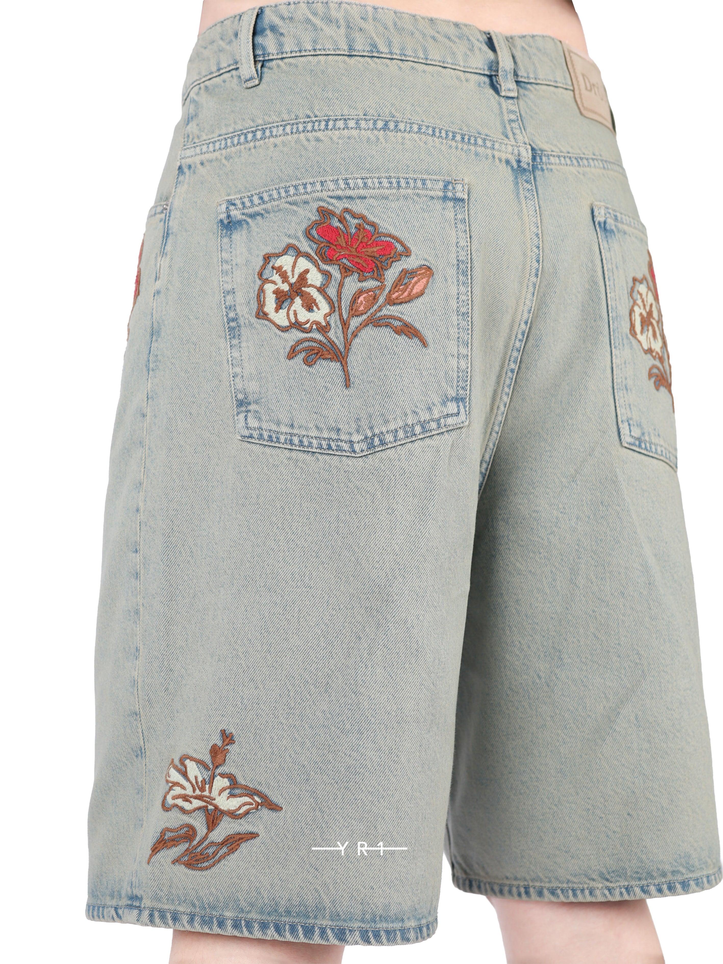 Short Jean Dusty Brode Fleurs