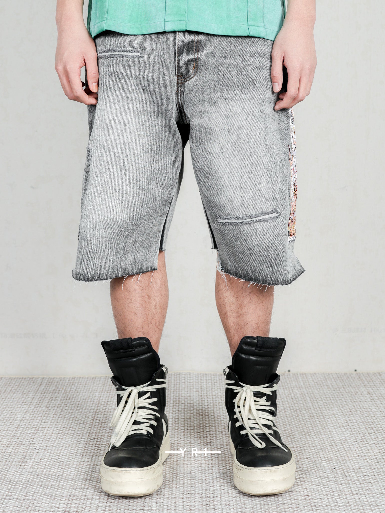 Flame Glass Knee Cover Short WHO DECIDES WAR