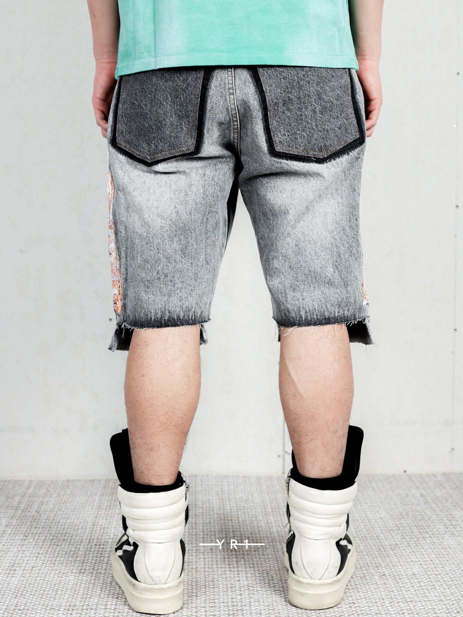 Flame Glass Knee Cover Short WHO DECIDES WAR