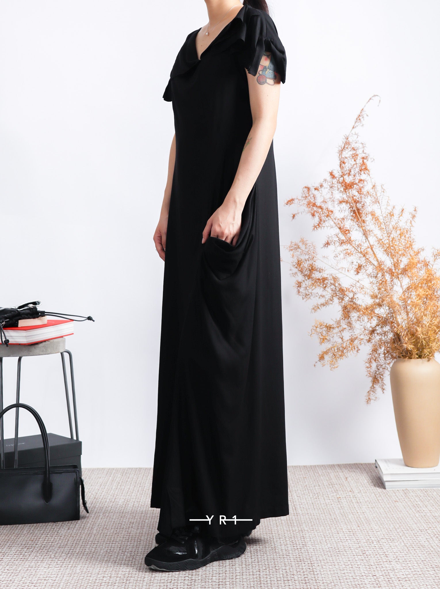 ys-U-Square Neck D Y'S