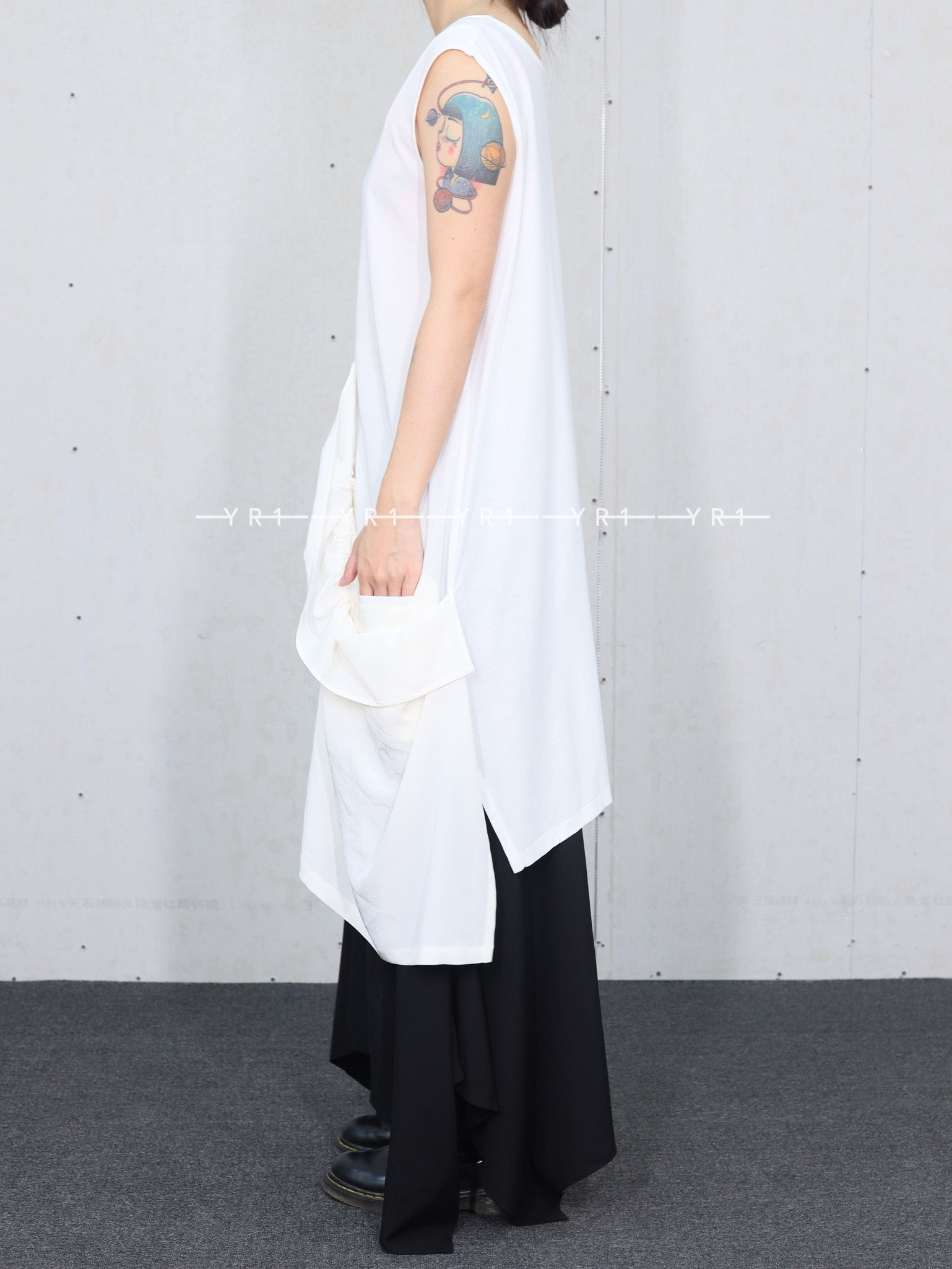 ys-H-Left Front B-Off White Y'S