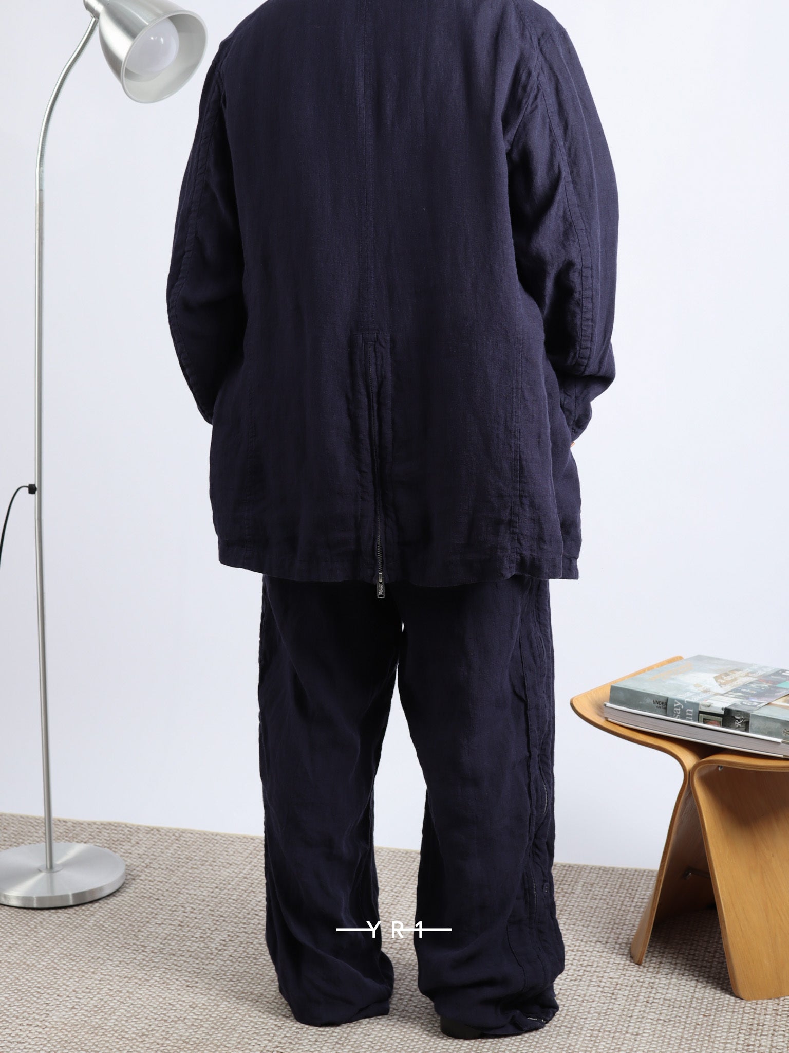 4105-Navy UNDERCOVER