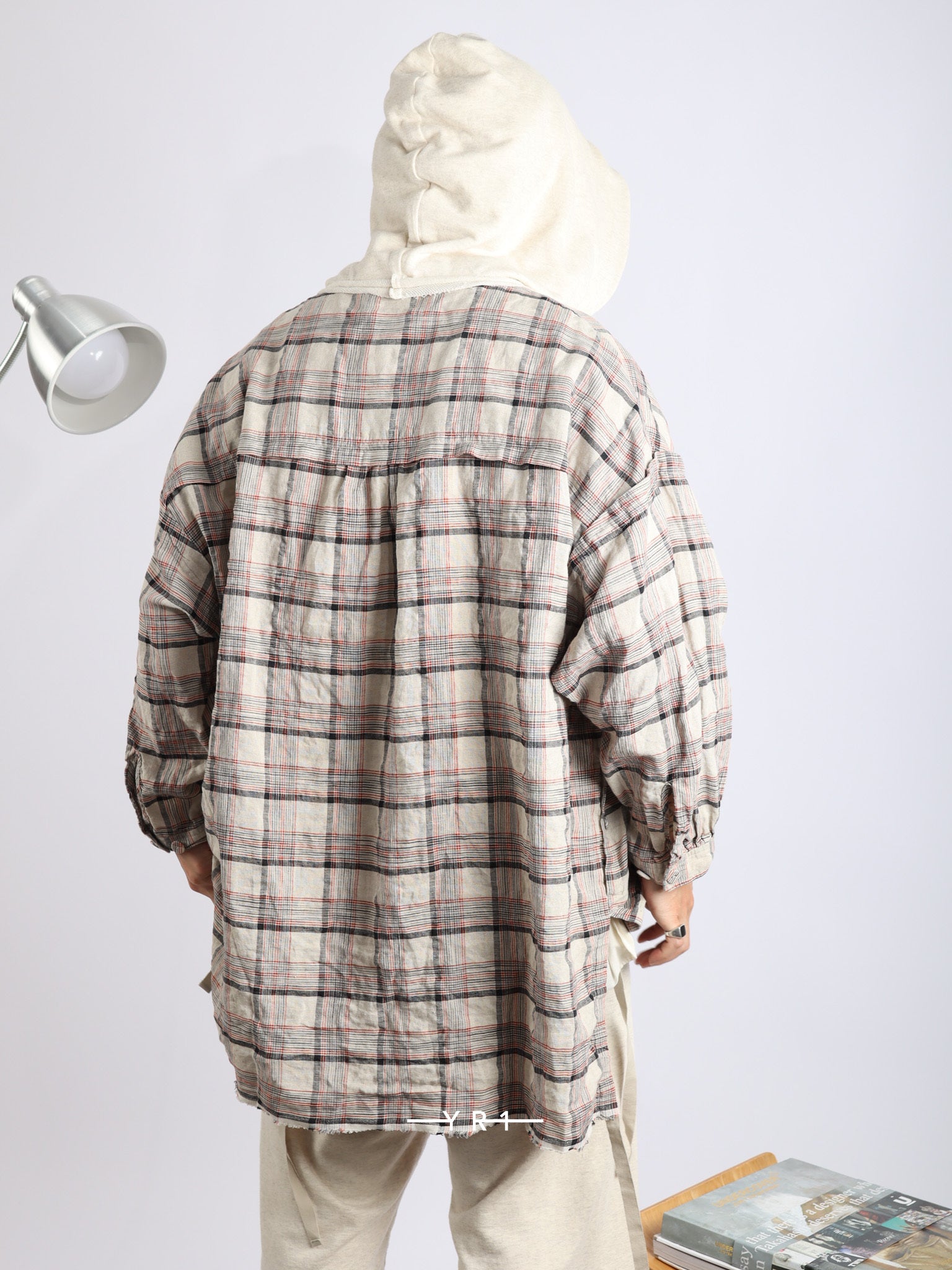 4406-Beigeck UNDERCOVER