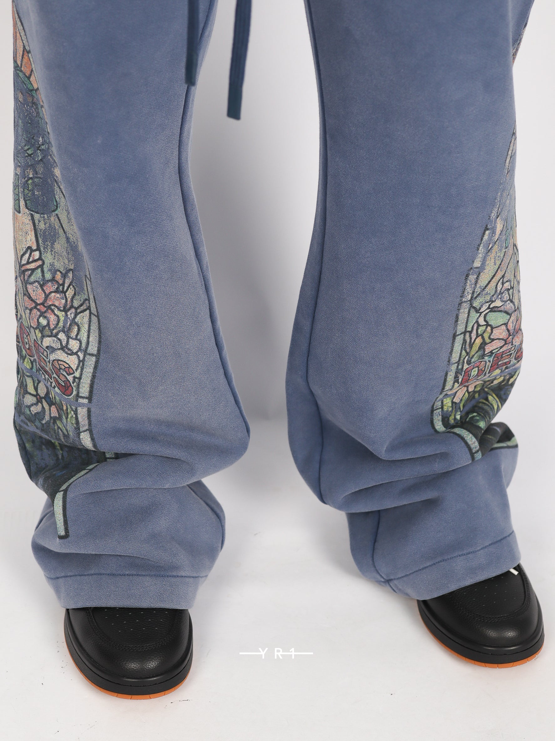 Faded Sweatpant WHO DECIDES WAR