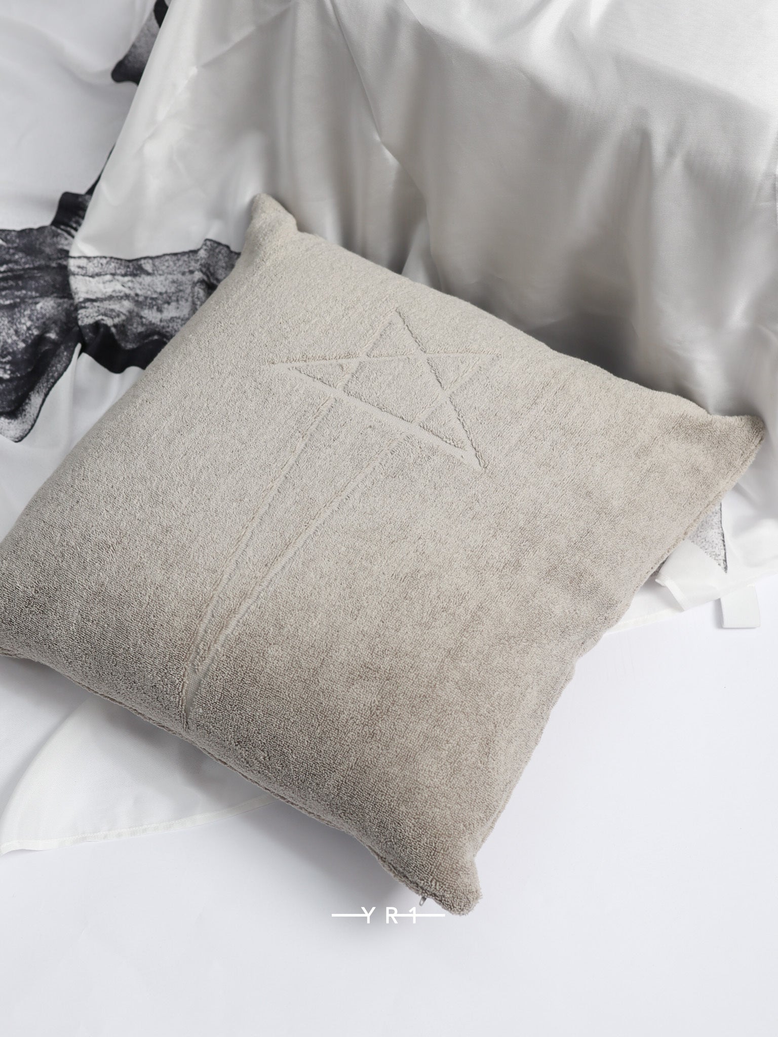 RH Beach Pillow-Prl RICK OWENS