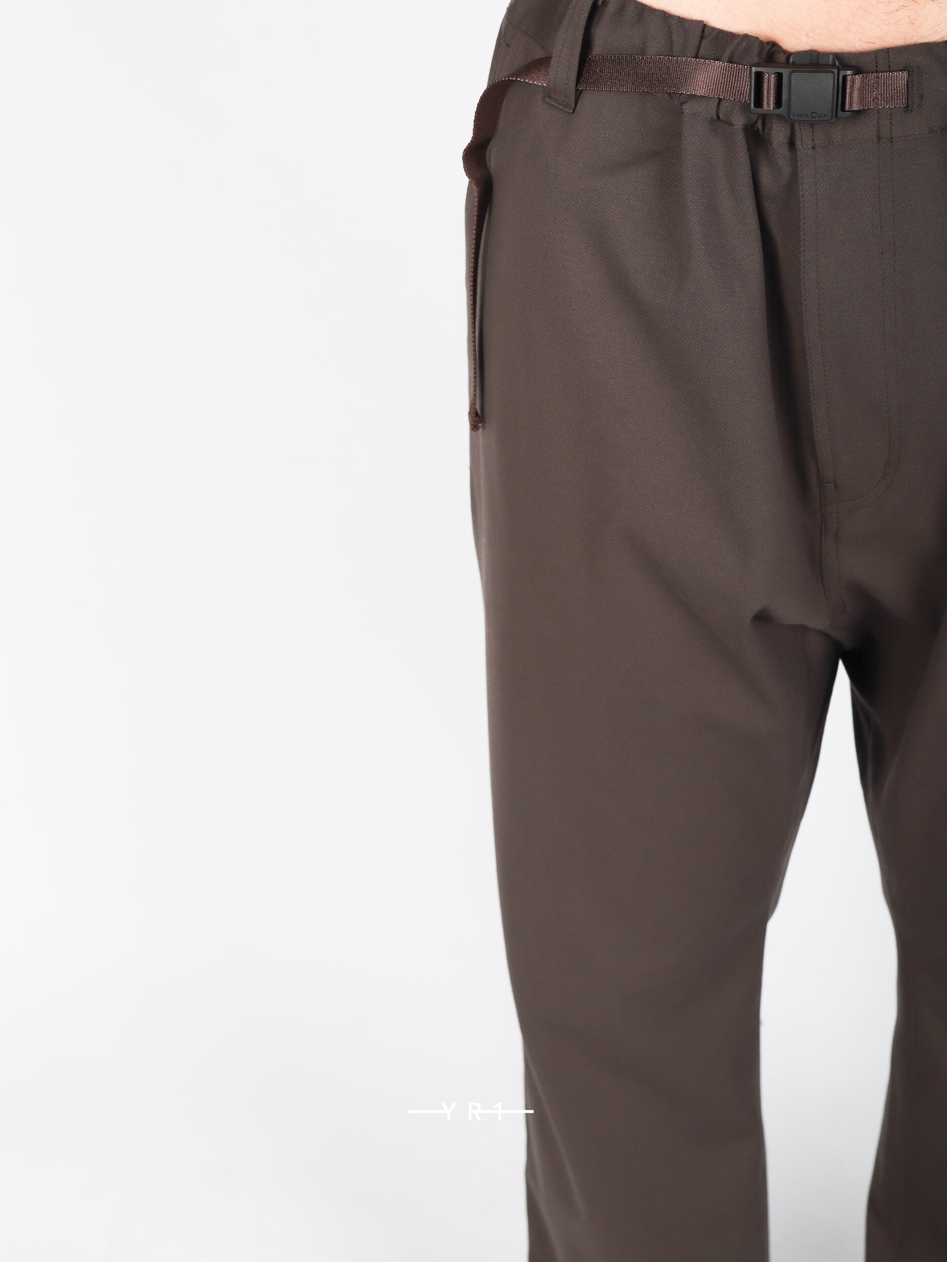 WHITE MOUNTAINEERING 2 Way Stretch Tapered Pants 4