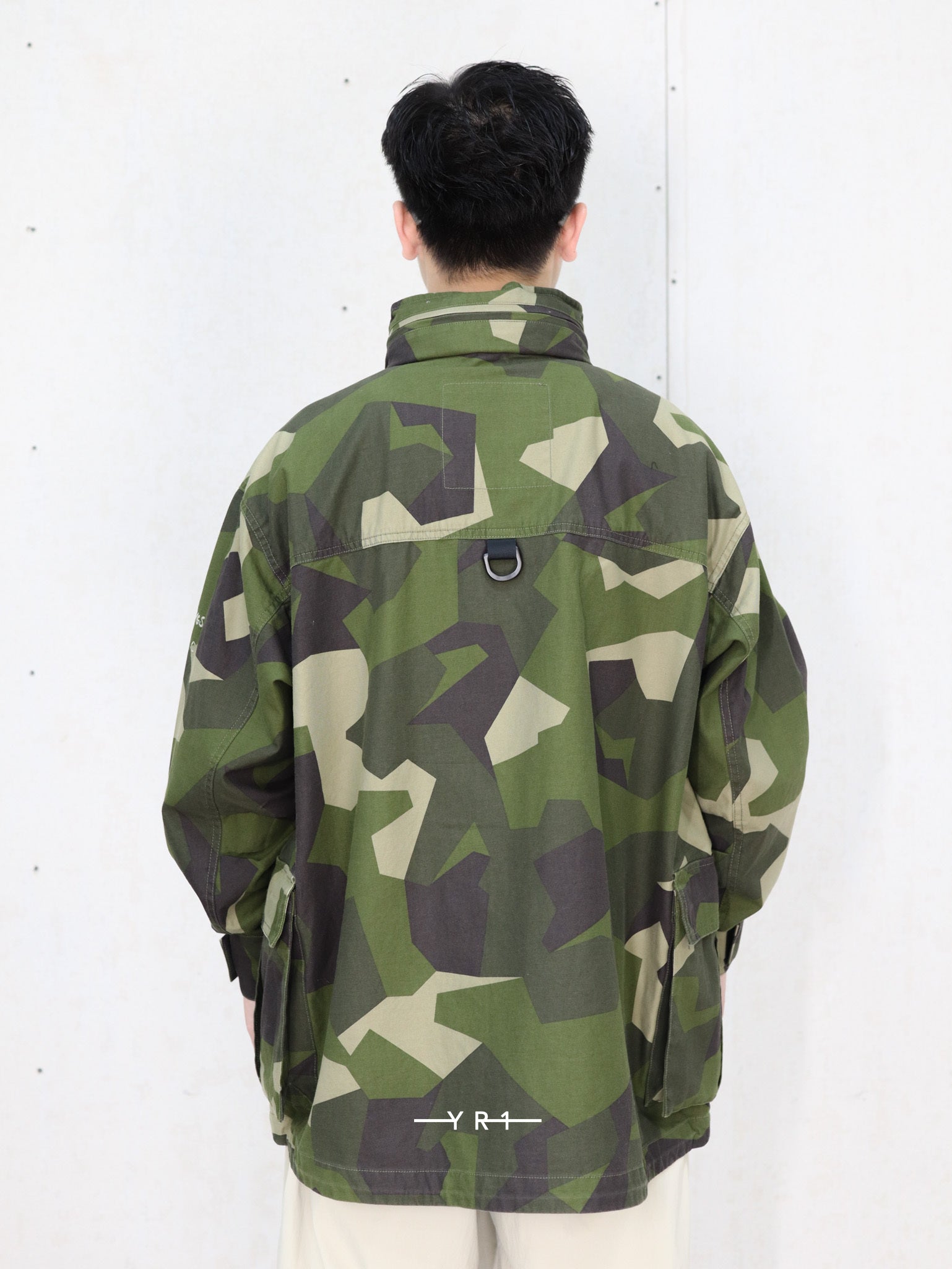 Wm×Wild Things SCC Short Jacket WHITE MOUNTAINEERING