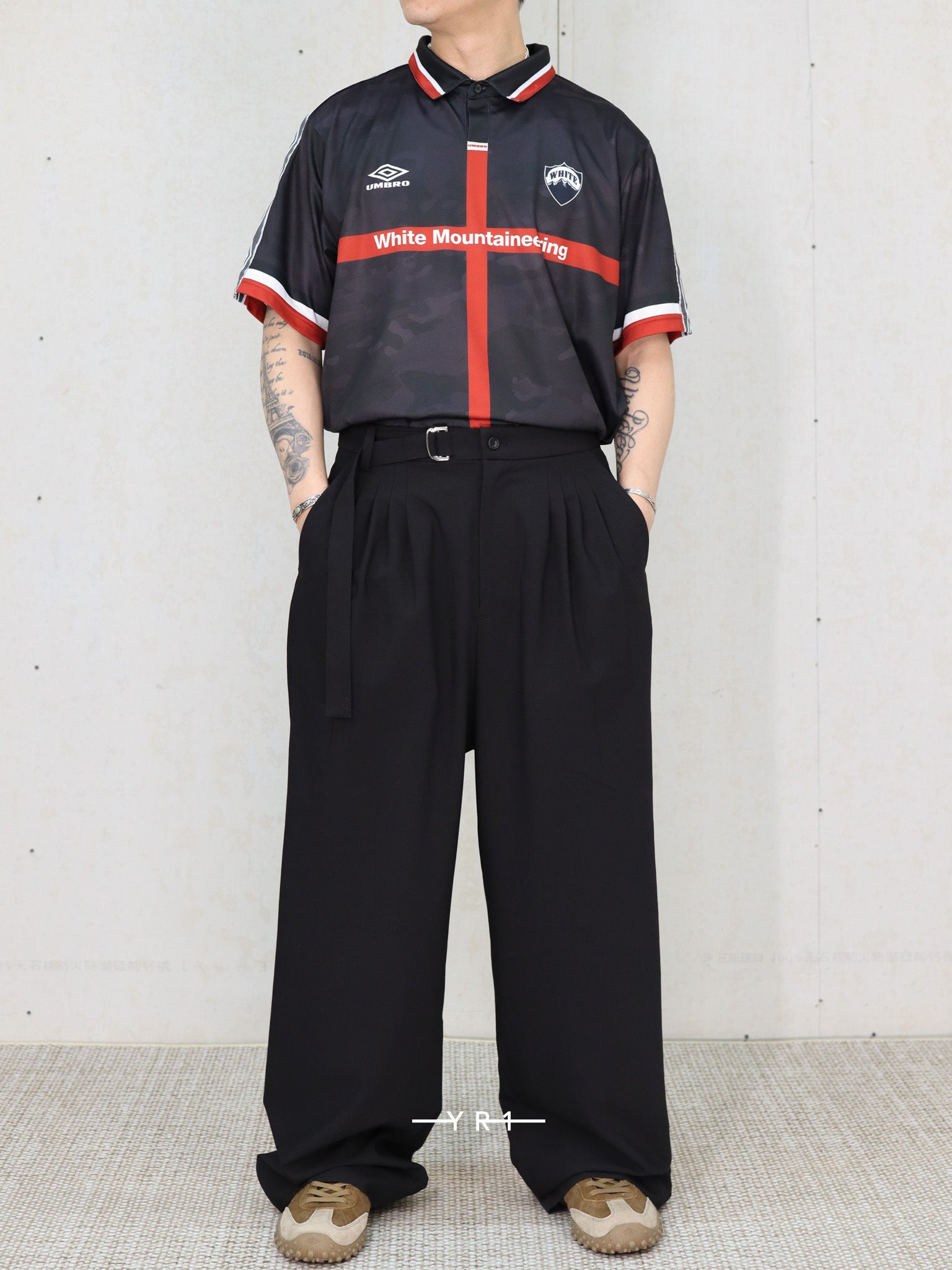 4 Tuck Wide Pants WHITE MOUNTAINEERING