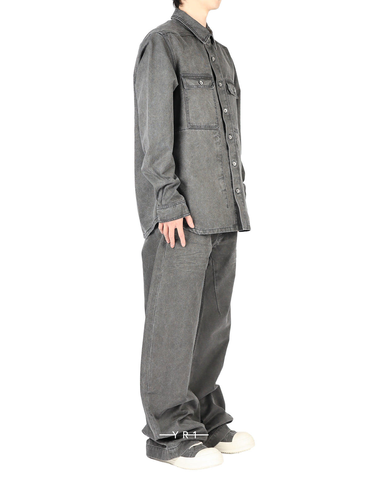 DU Outershirt