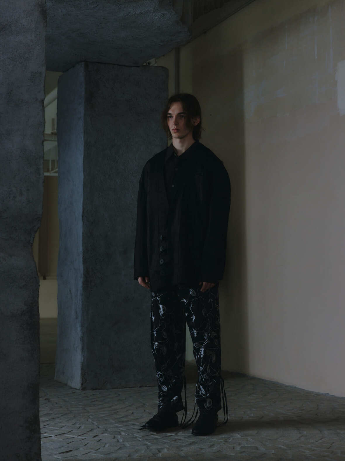 Black Raw Edge Collarless Shirt