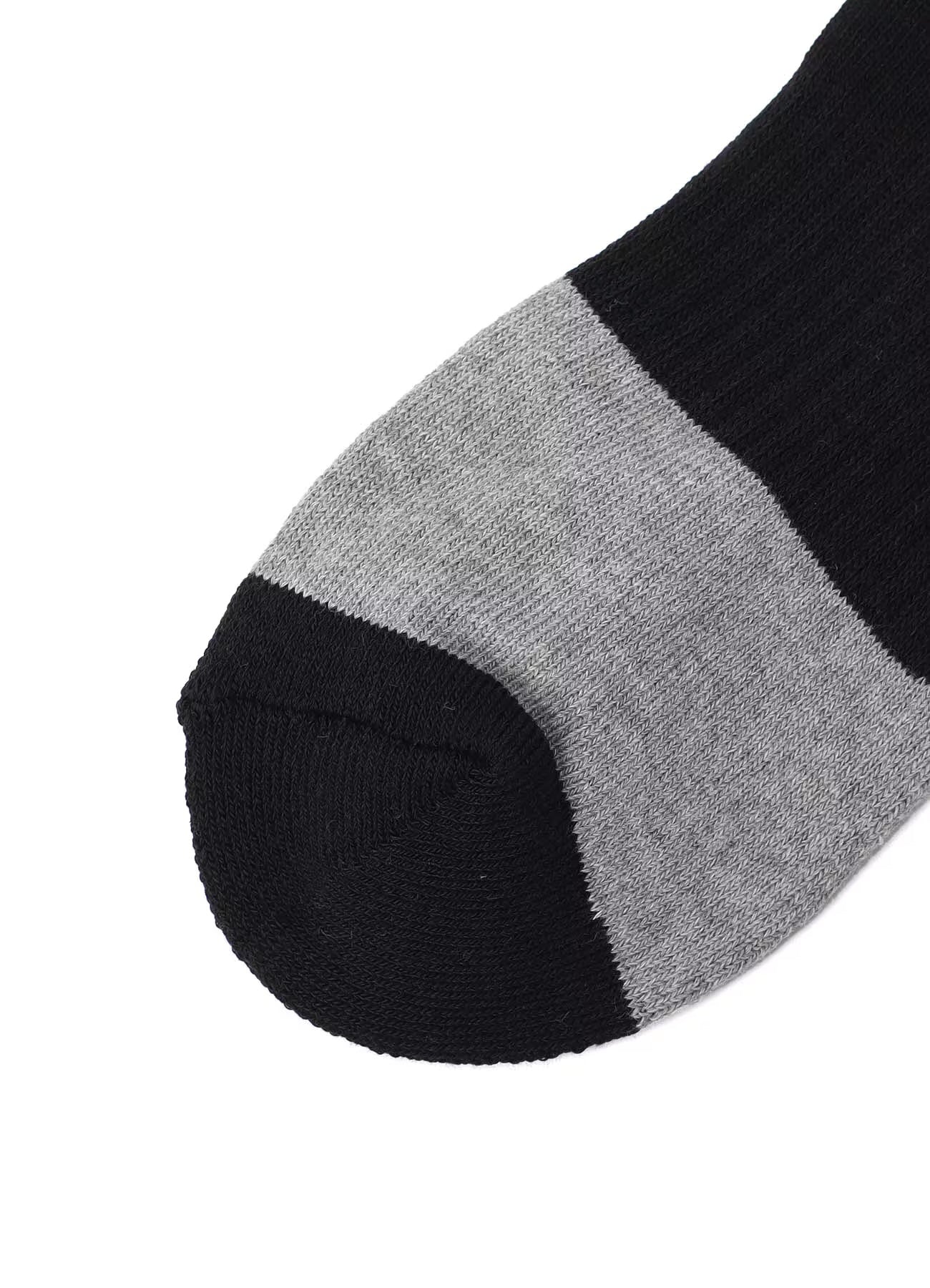 Staggered Border Socks