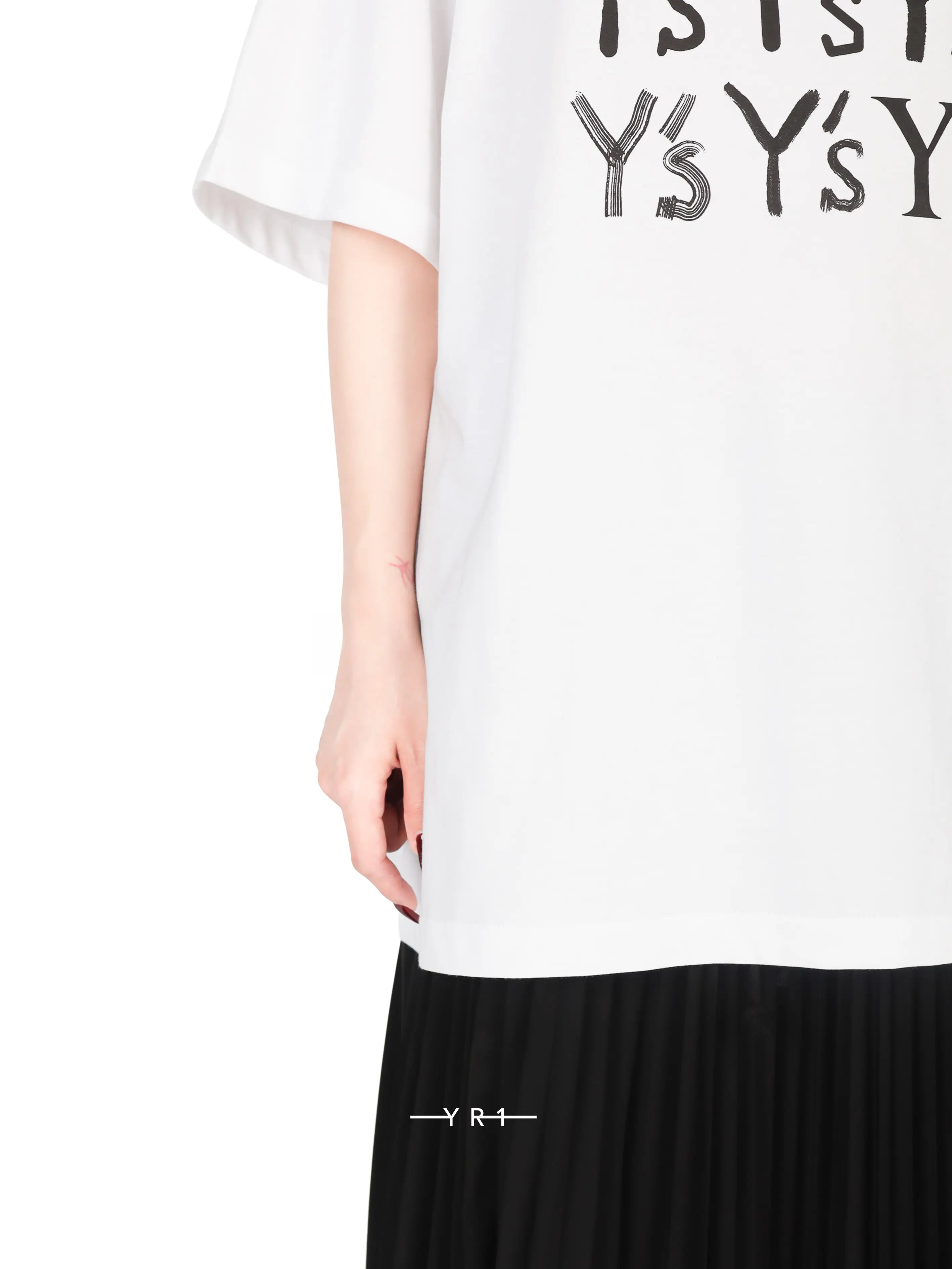 Ruond Neck Short Sleeve T-B