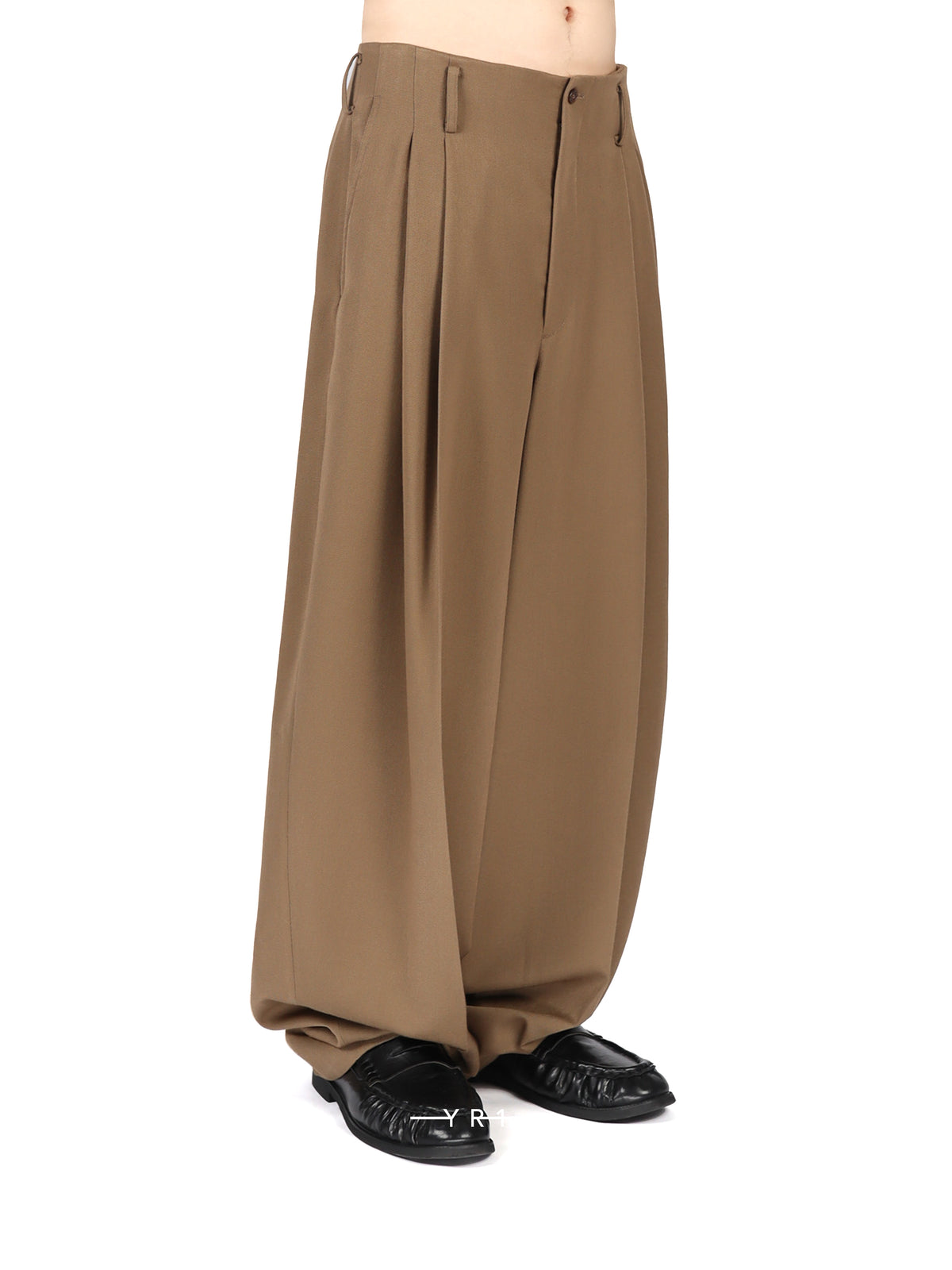 Hed Mayner BROWN CHECK PLEATS PANTS