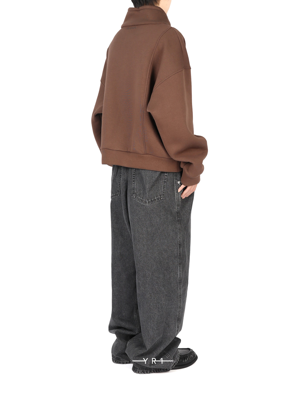 Hed Mayner Coffee-colored stand-collar drawstring sweatshirt