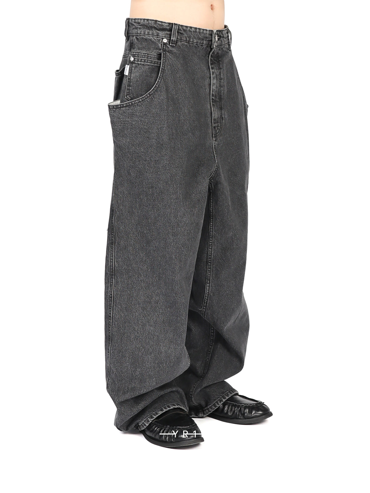 Hed Mayner Pocket-detail acid-wash denim jeans
