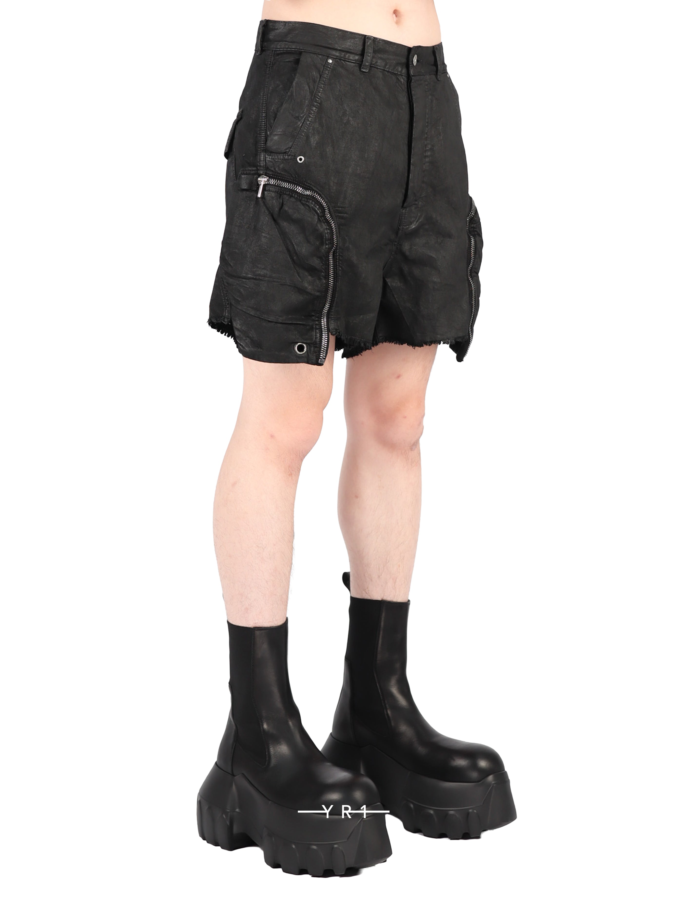 DU Bauhaus Shorts