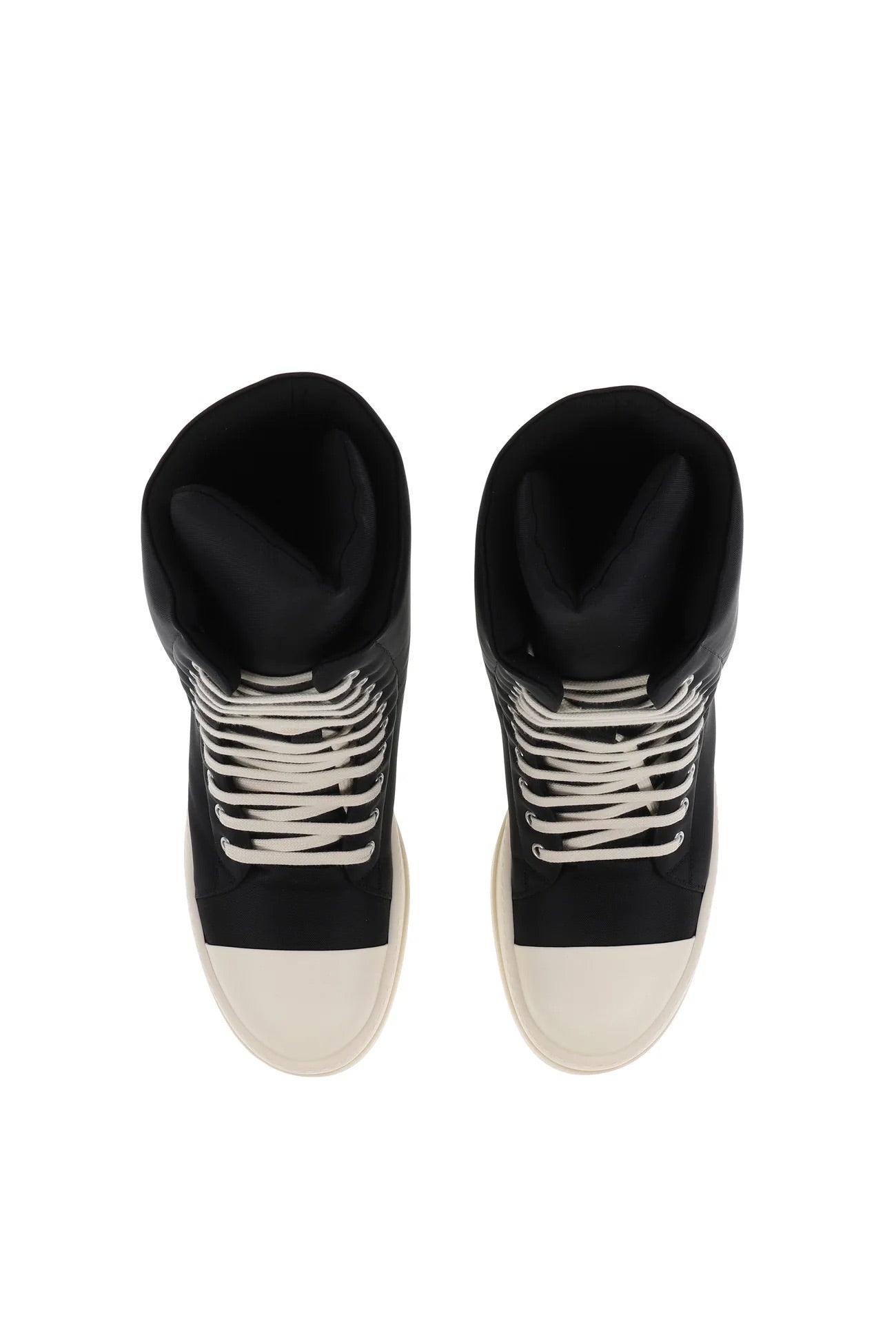 DU Mega Bumper Jumbo Sneaks